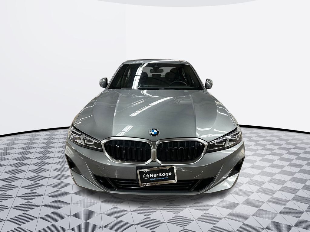 2024 Bmw 330i xDrive photo 2