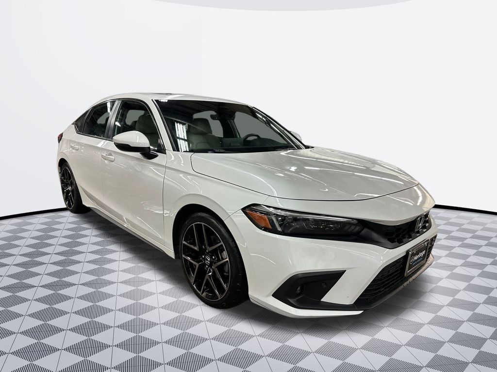 2022 Honda Civic Sport Touring Hatchback photo 3