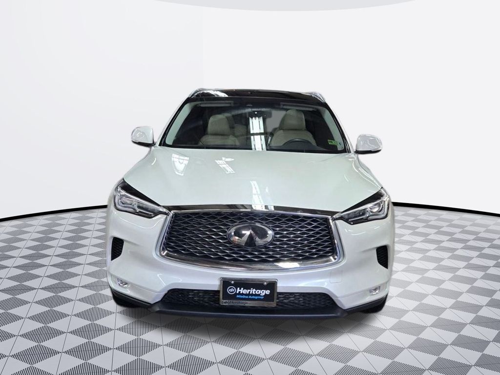 2020 Infiniti QX50 Luxe photo 2
