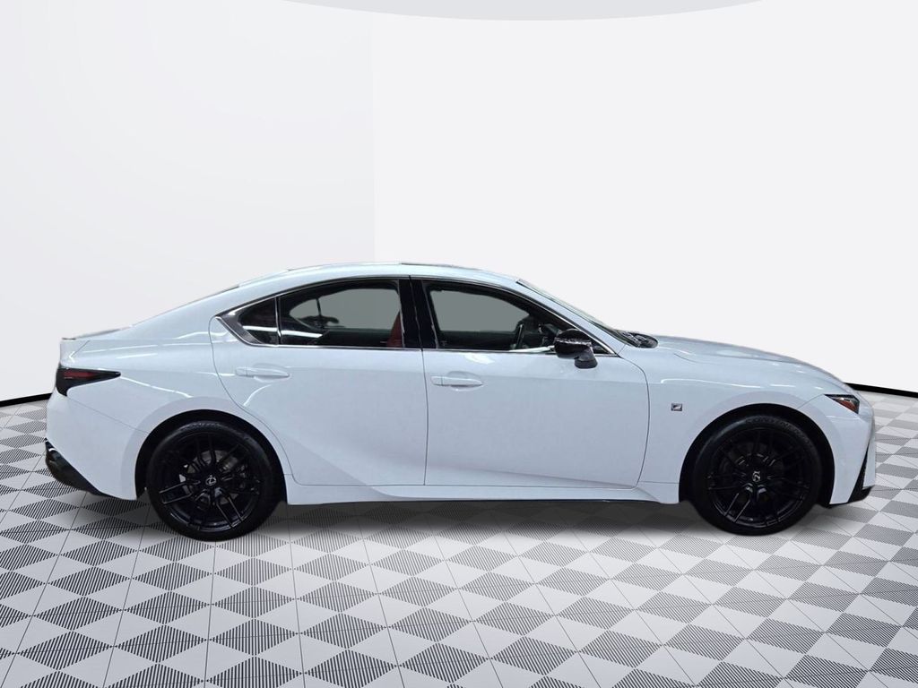 2021 Lexus IS 350 F SPORT photo 4