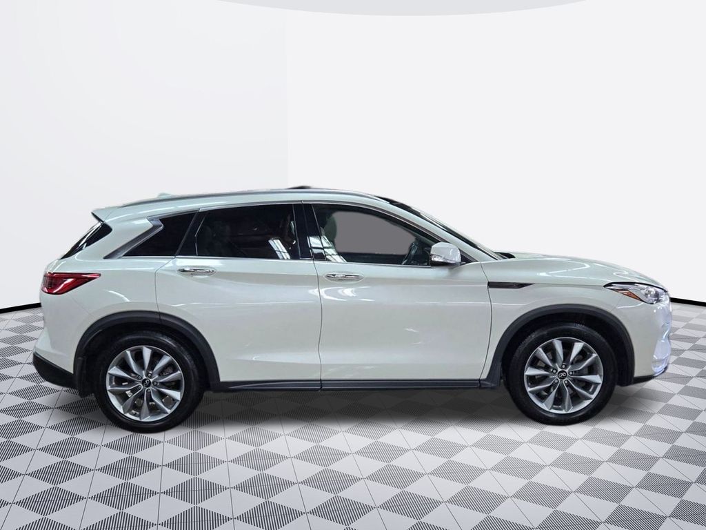 2020 Infiniti QX50 Luxe photo 4