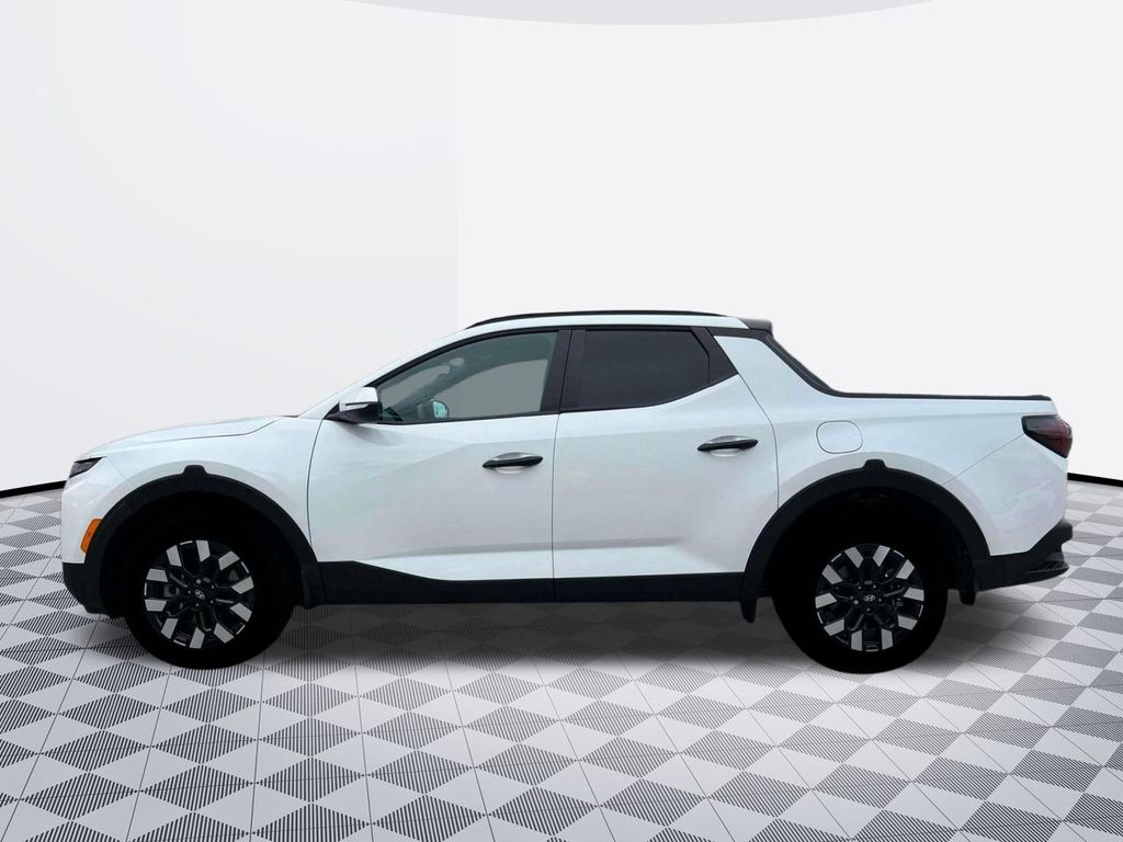 2025 Hyundai Santa Cruz SEL photo 2