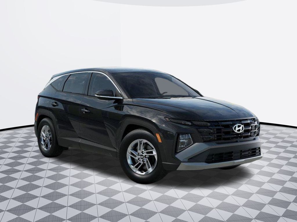 2026 Hyundai Tucson SE photo 2