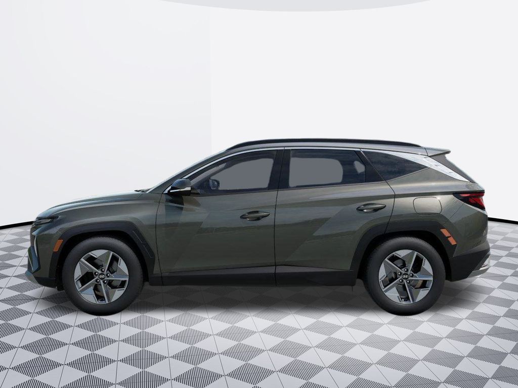 2025 Hyundai Tucson SEL photo 3