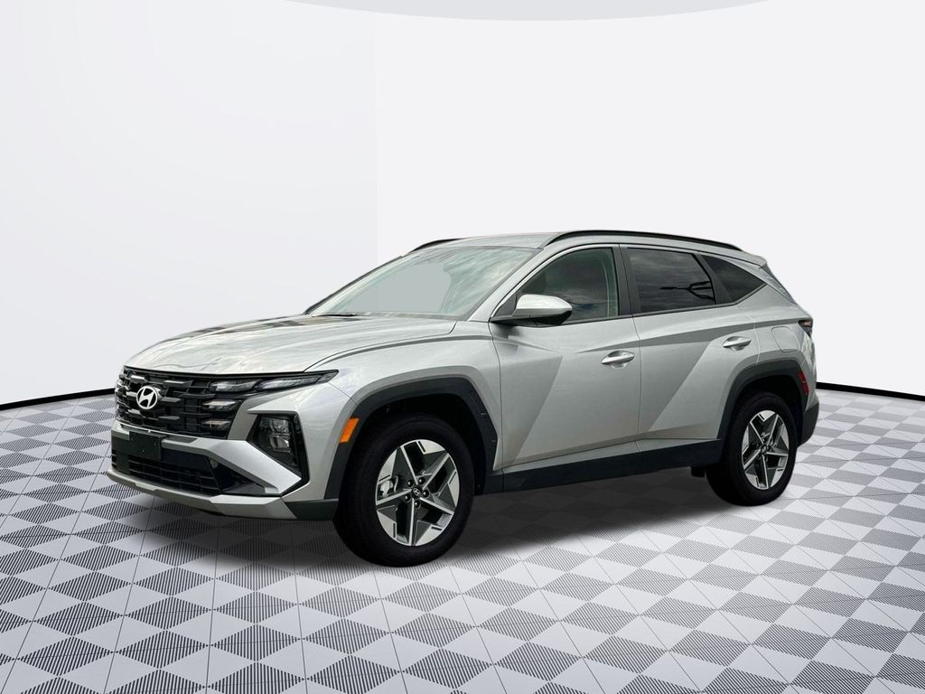 2025 Hyundai Tucson SEL photo 2