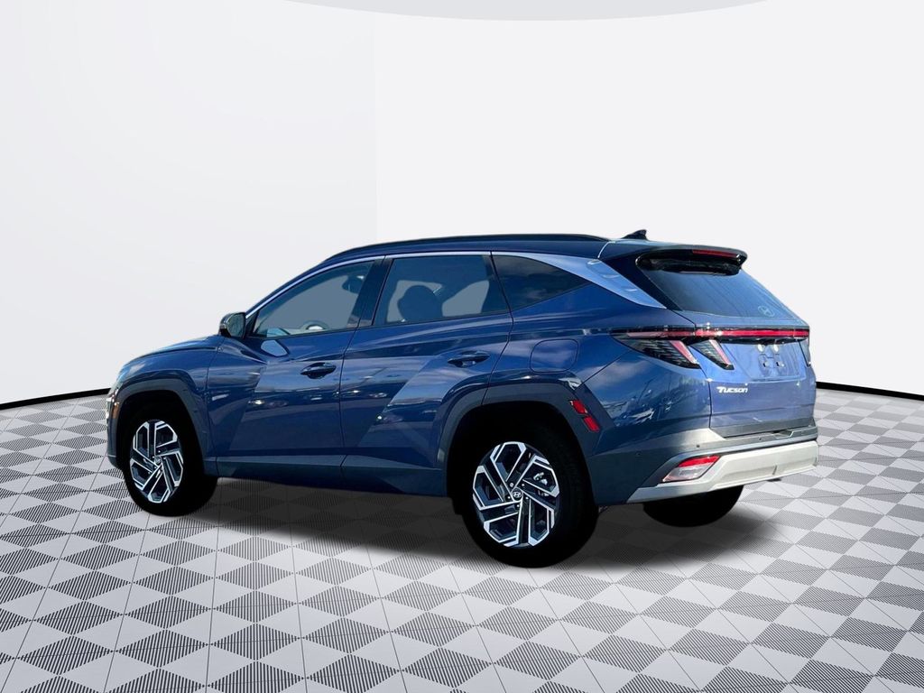2025 Hyundai Tucson Limited photo 2