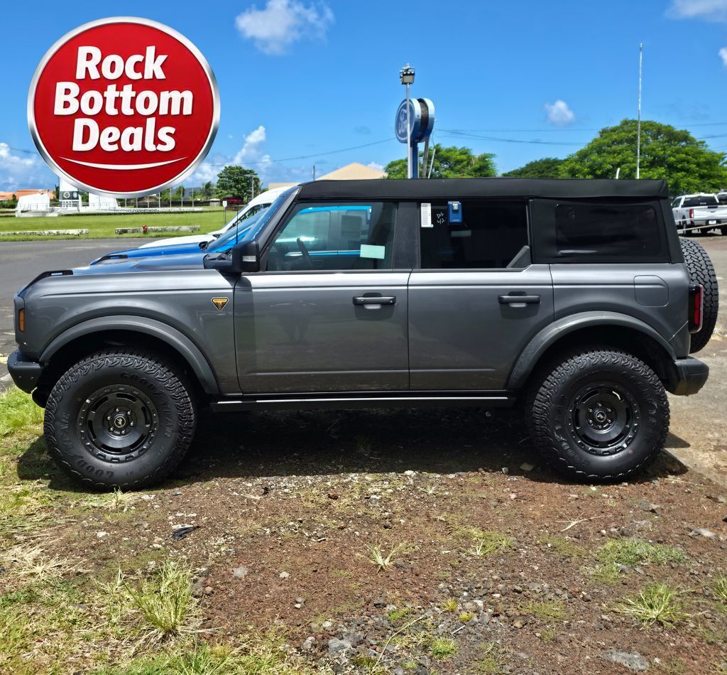 New 2025 Ford Bronco Badlands SUV