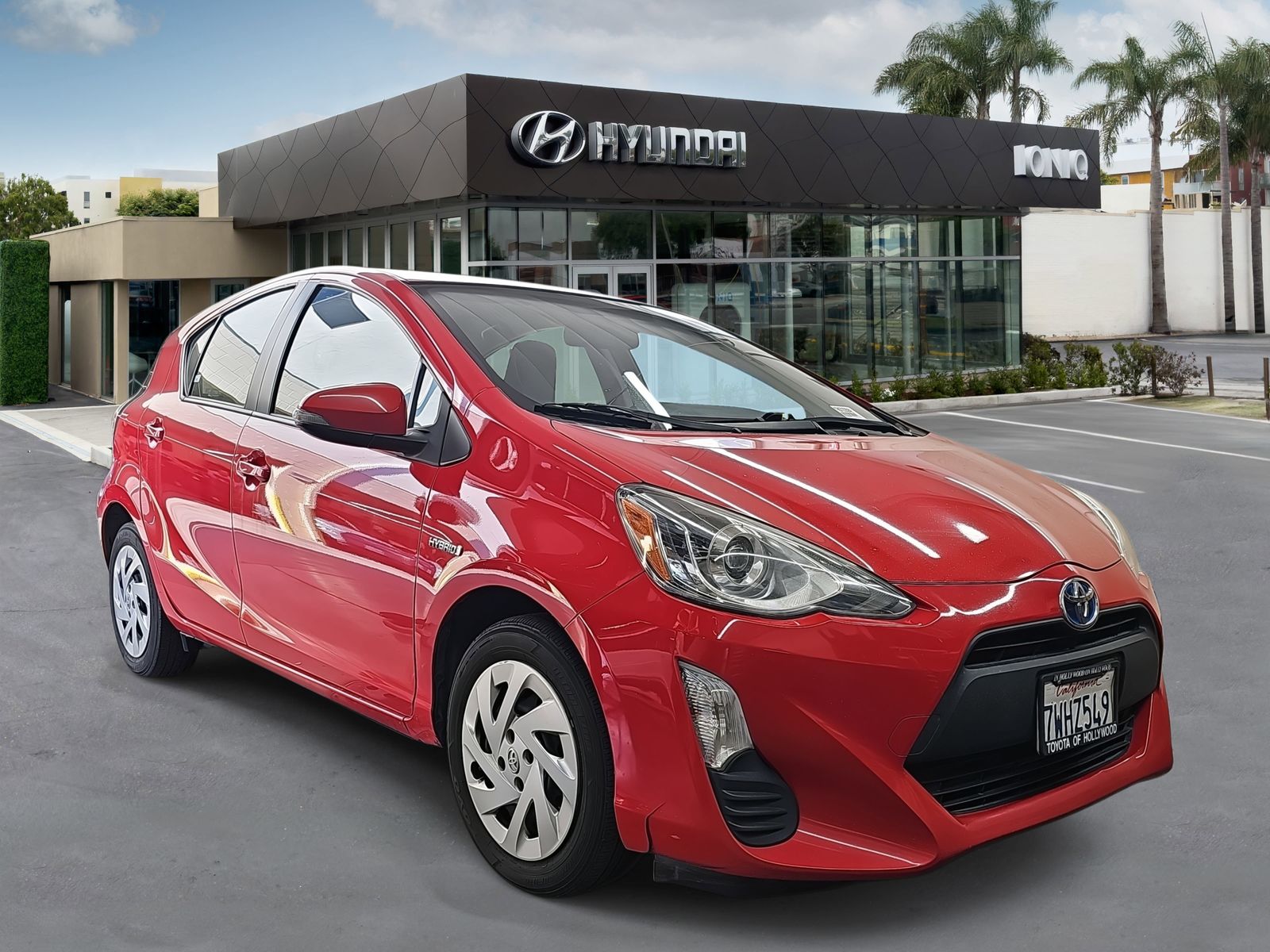 2016 Toyota Prius c One