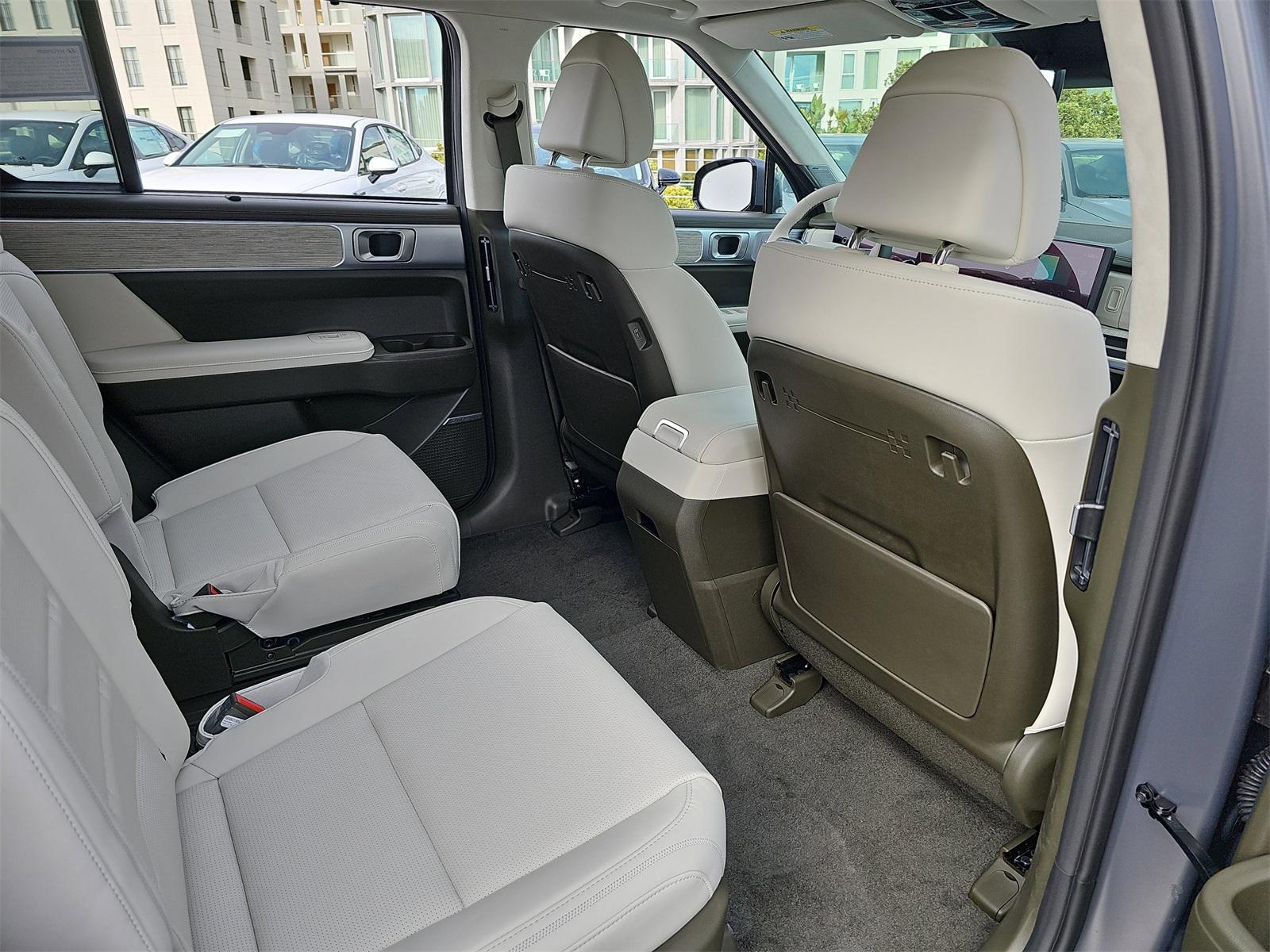 2025 Hyundai Santa Fe Calligraphy - Photo 11