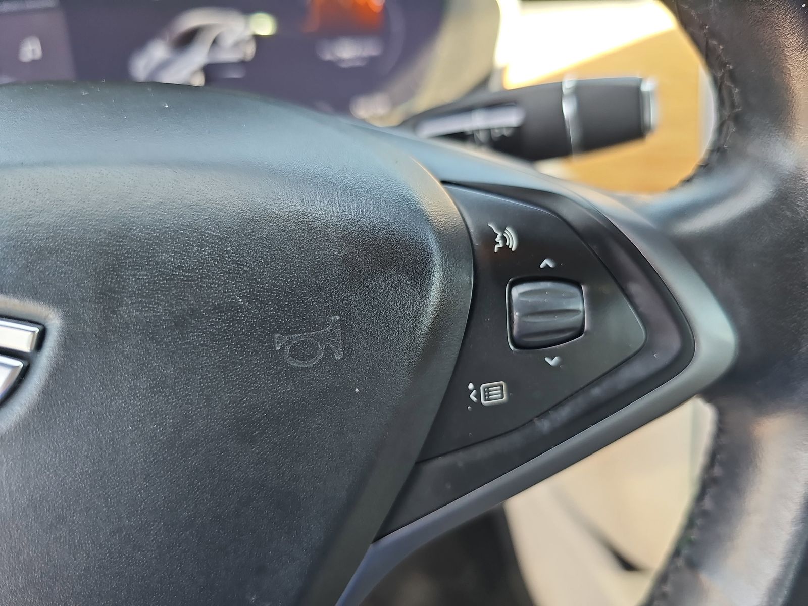 2020 Tesla Model S Long Range - Photo 18