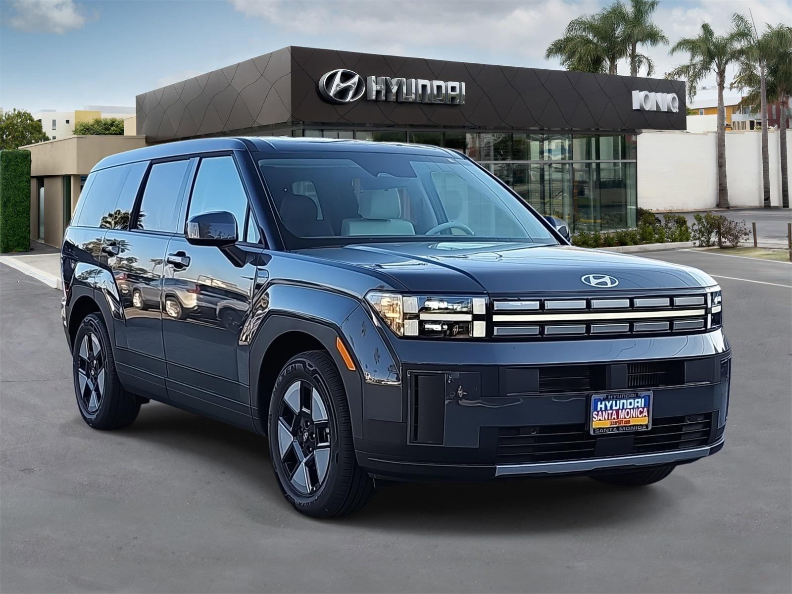 2026 Hyundai Santa Fe SE's photo