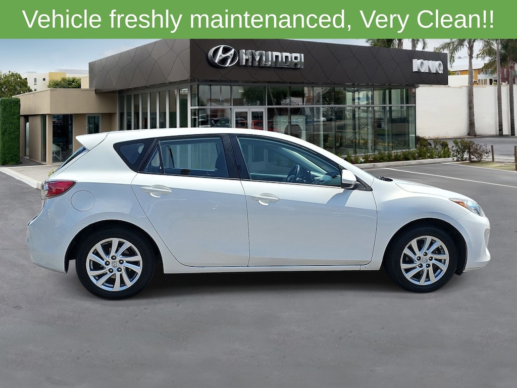 Used 2012 Mazda Mazda3 i Touring Hatchback