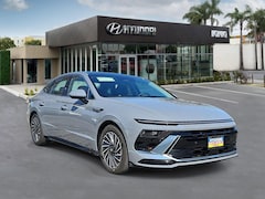 2026 Hyundai Sonata Hybrid Limited Sedan