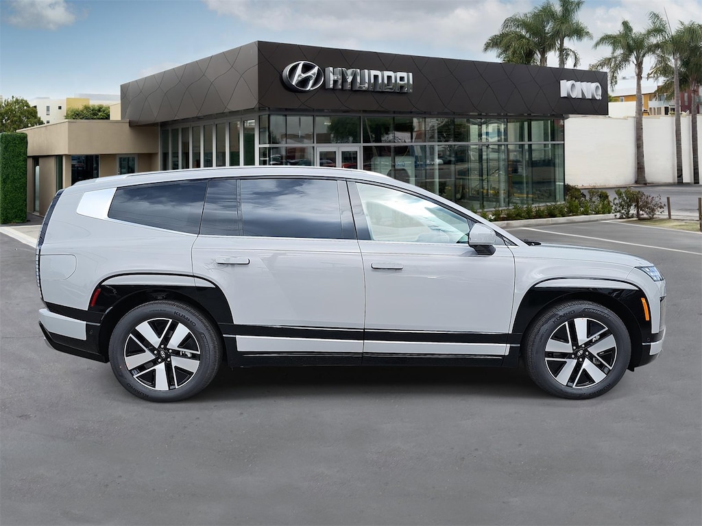 New 2026 Hyundai IONIQ 9 SEL SUV