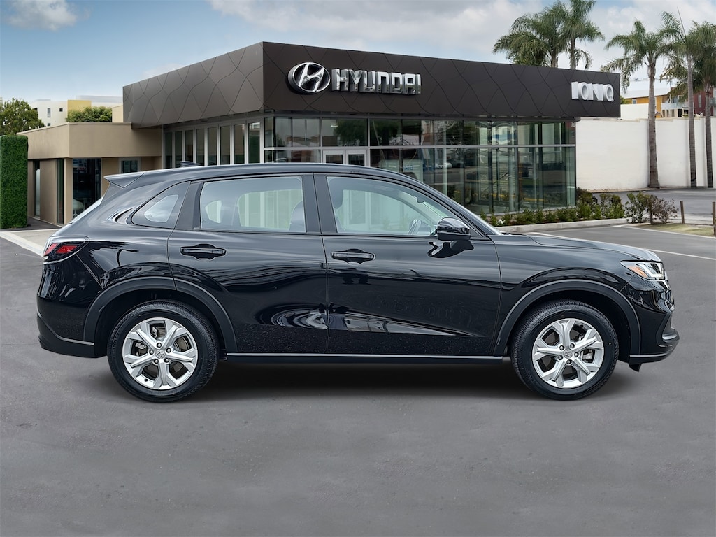 Used 2023 Honda HR-V LX SUV