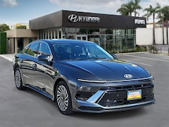 2025 Hyundai Sonata Hybrid Limited Sedan