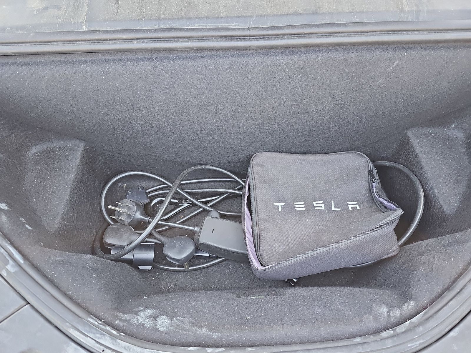 2020 Tesla Model S Long Range - Photo 35
