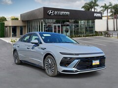 2026 Hyundai Sonata Hybrid Limited Sedan