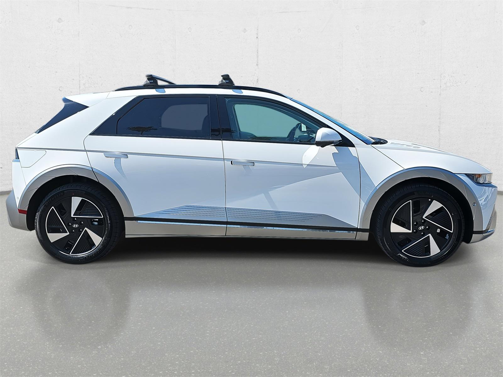 2025 Hyundai Ioniq 5 Limited photo 2