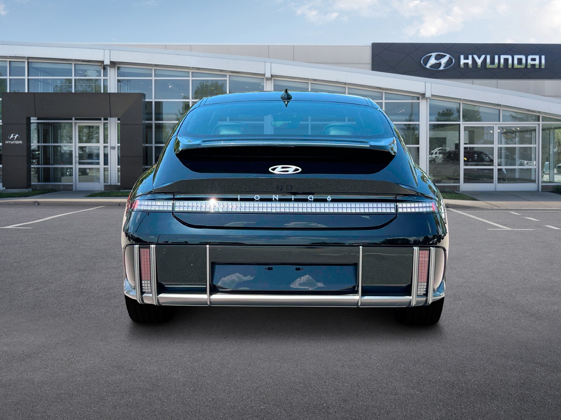 2025 Hyundai Ioniq 6 Limited photo 2