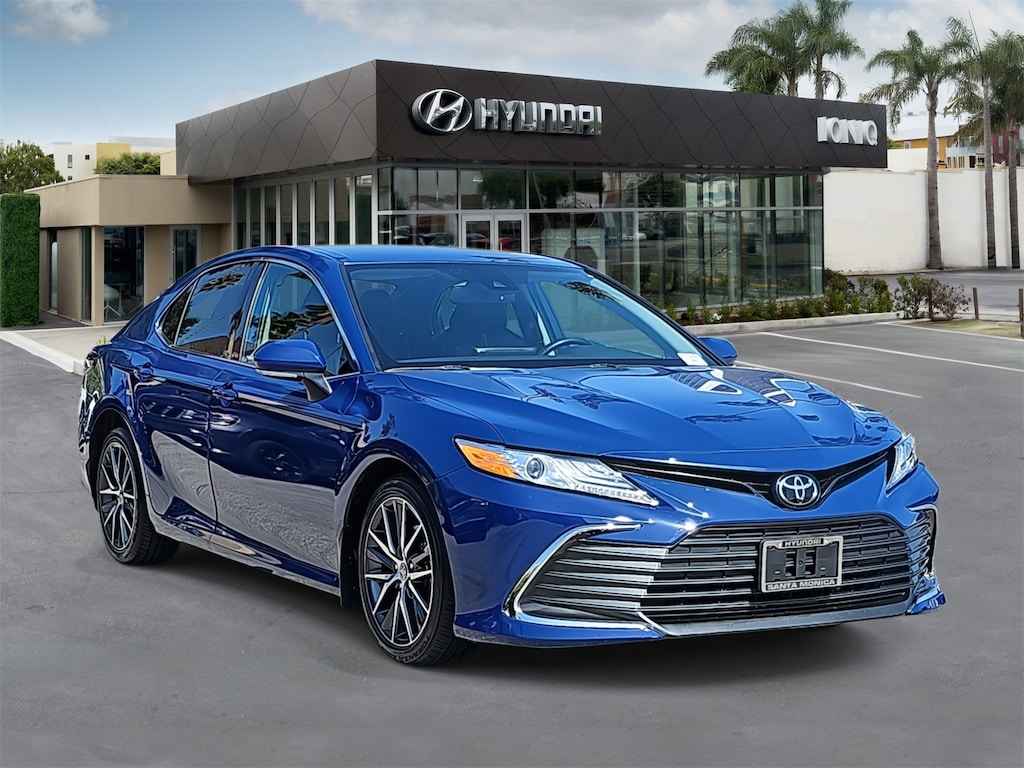 Used 2023 Toyota Camry XLE Sedan