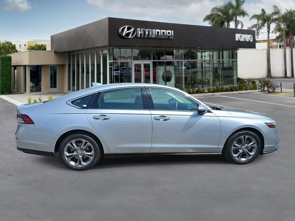 Used 2023 Honda Accord EX Sedan