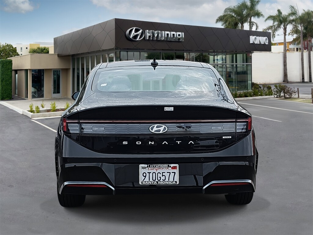 Certified 2025 Hyundai Sonata Hybrid Limited Sedan