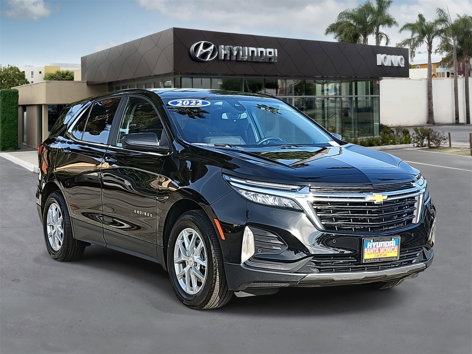 2022 Chevrolet Equinox LT's photo