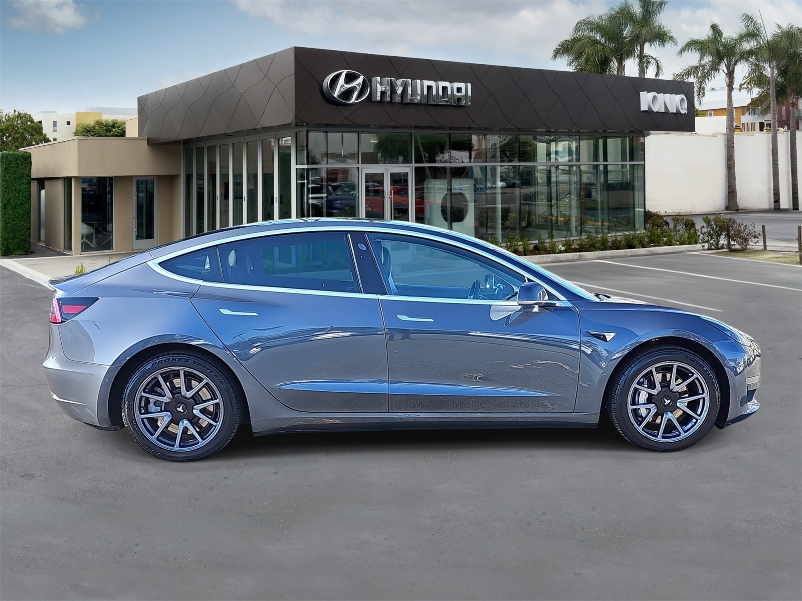 Used 2019 Tesla Model 3 Base with VIN 5YJ3E1EA9KF416137 for sale in Santa Monica, CA