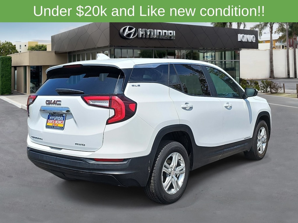 Used 2024 GMC Terrain SLE SUV