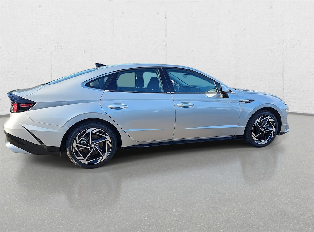 New 2026 Hyundai Sonata SEL Sport Sedan
