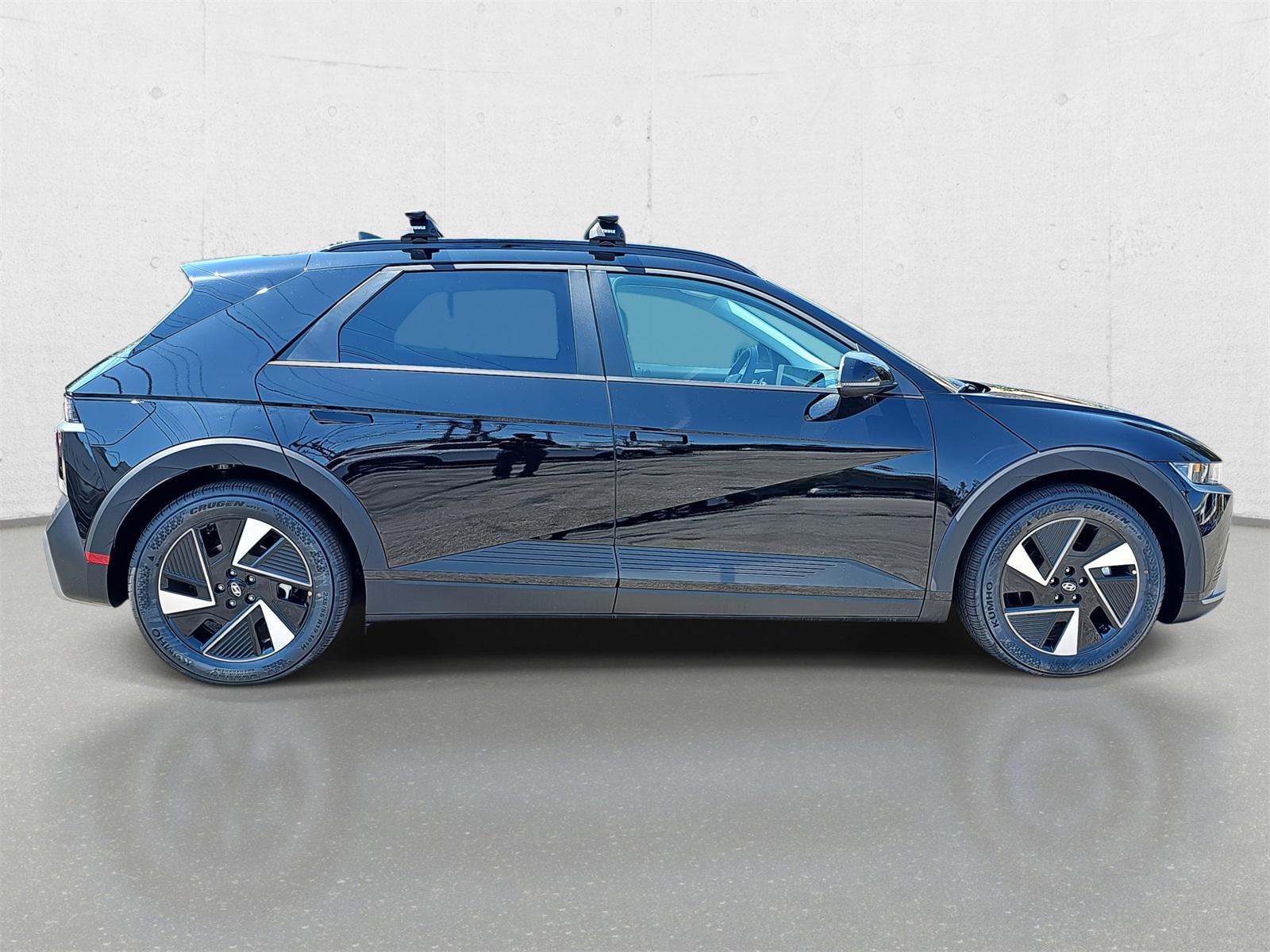 2025 Hyundai Ioniq 5 SEL photo 2