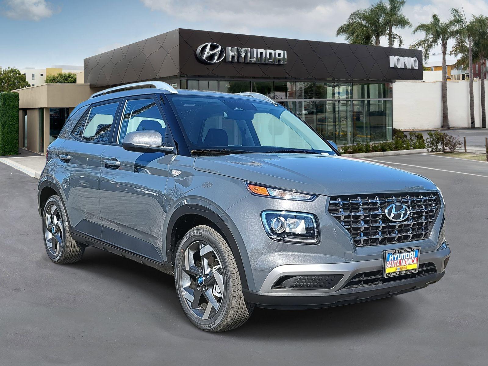 2026 Hyundai Venue SEL w/ 2-Tone Roof IVT's photo