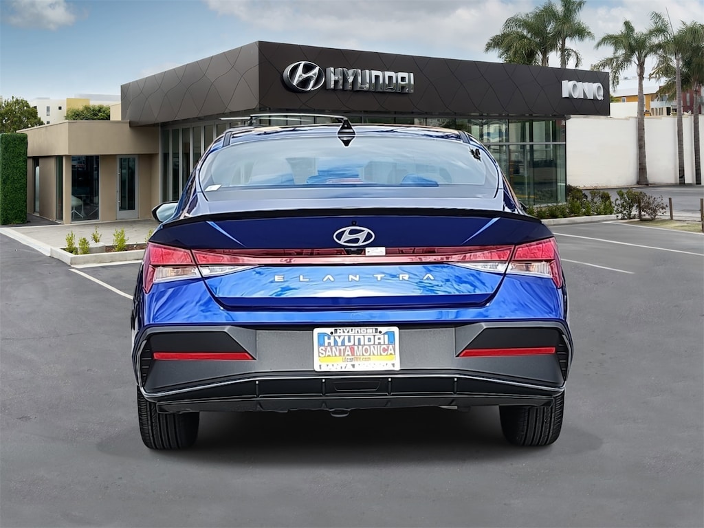Certified 2025 Hyundai Elantra SEL Sport Sedan