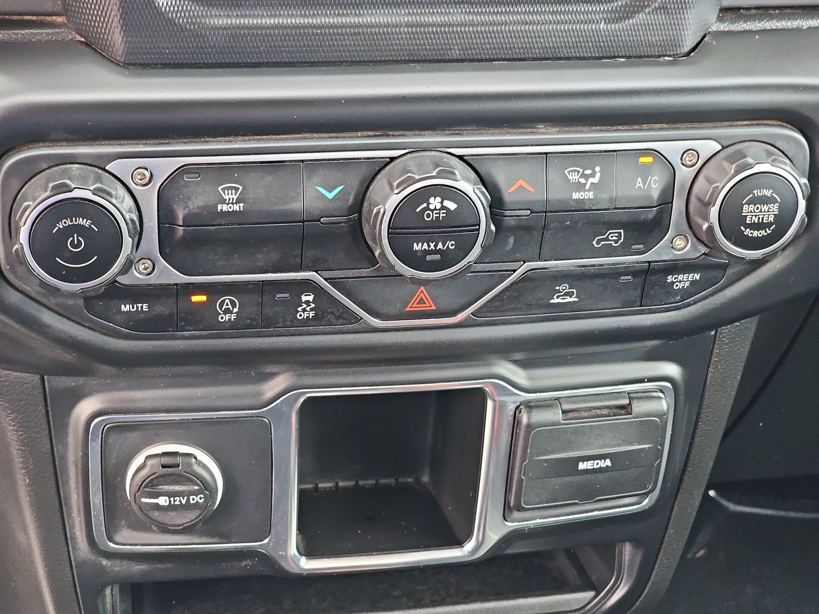 2023 Jeep Wrangler 4-Door Sport - Photo 26