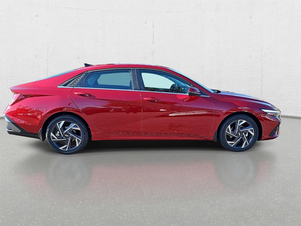 New 2025 Hyundai Elantra Hybrid Limited Sedan