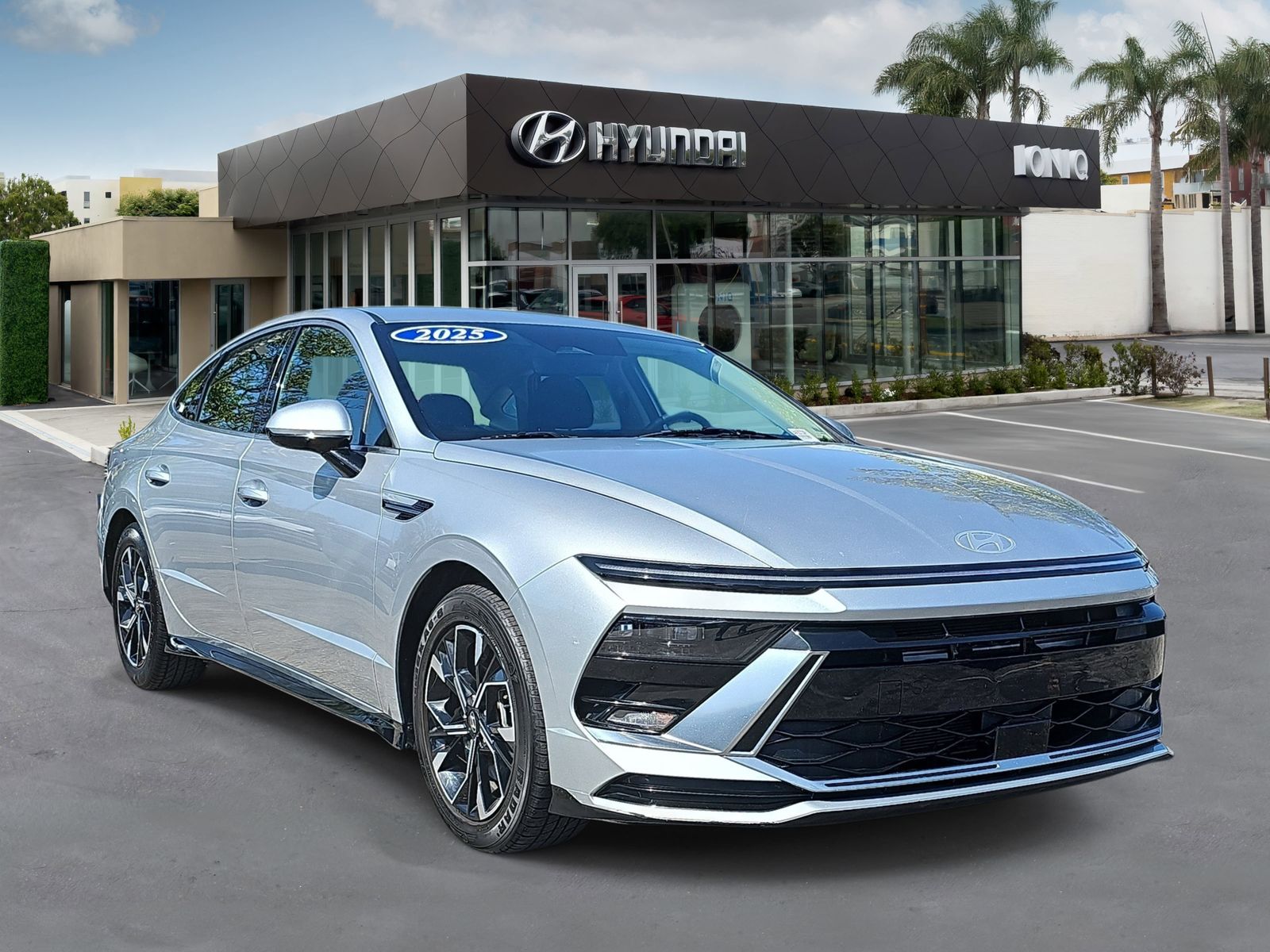 2025 Hyundai Sonata SEL's photo