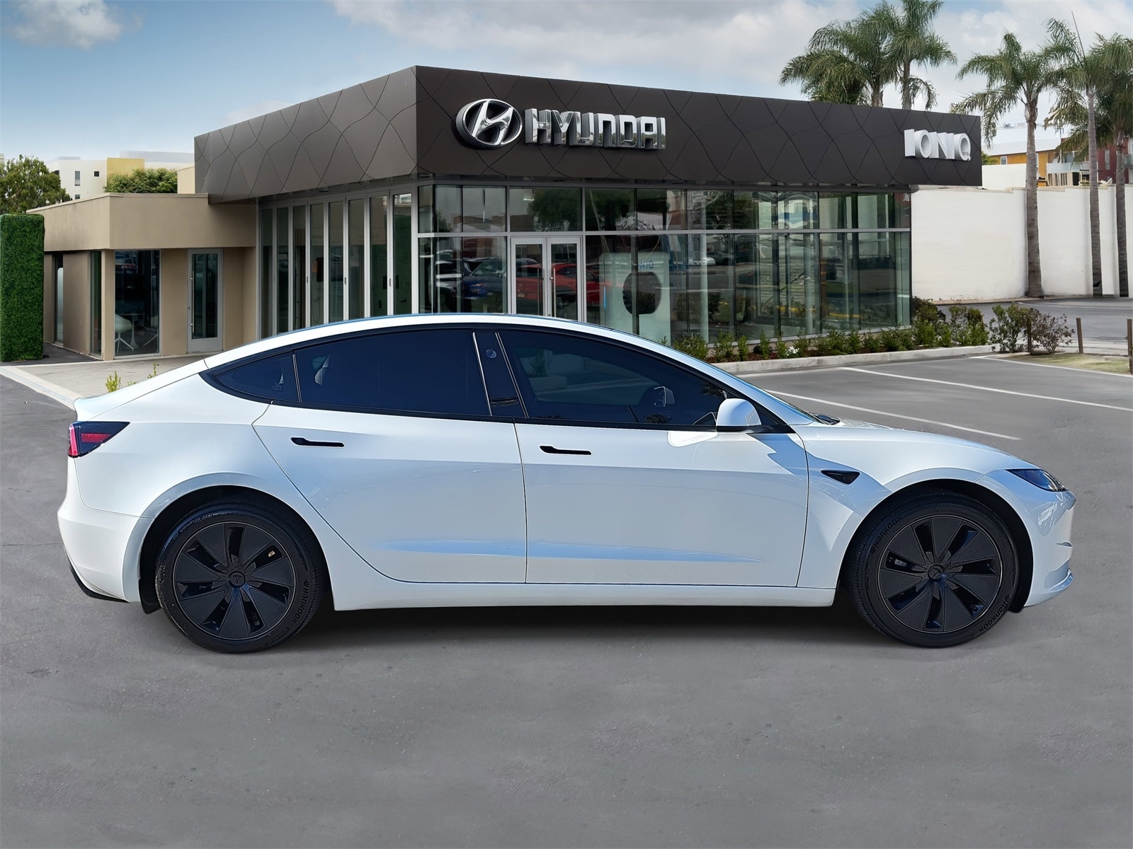 Used 2024 Tesla Model 3 Long Range with VIN 5YJ3E1EB1RF807866 for sale in Santa Monica, CA