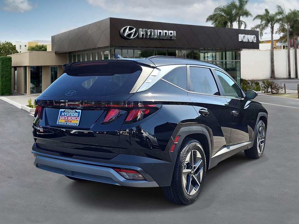 New 2026 Hyundai Tucson SEL FWD SUV