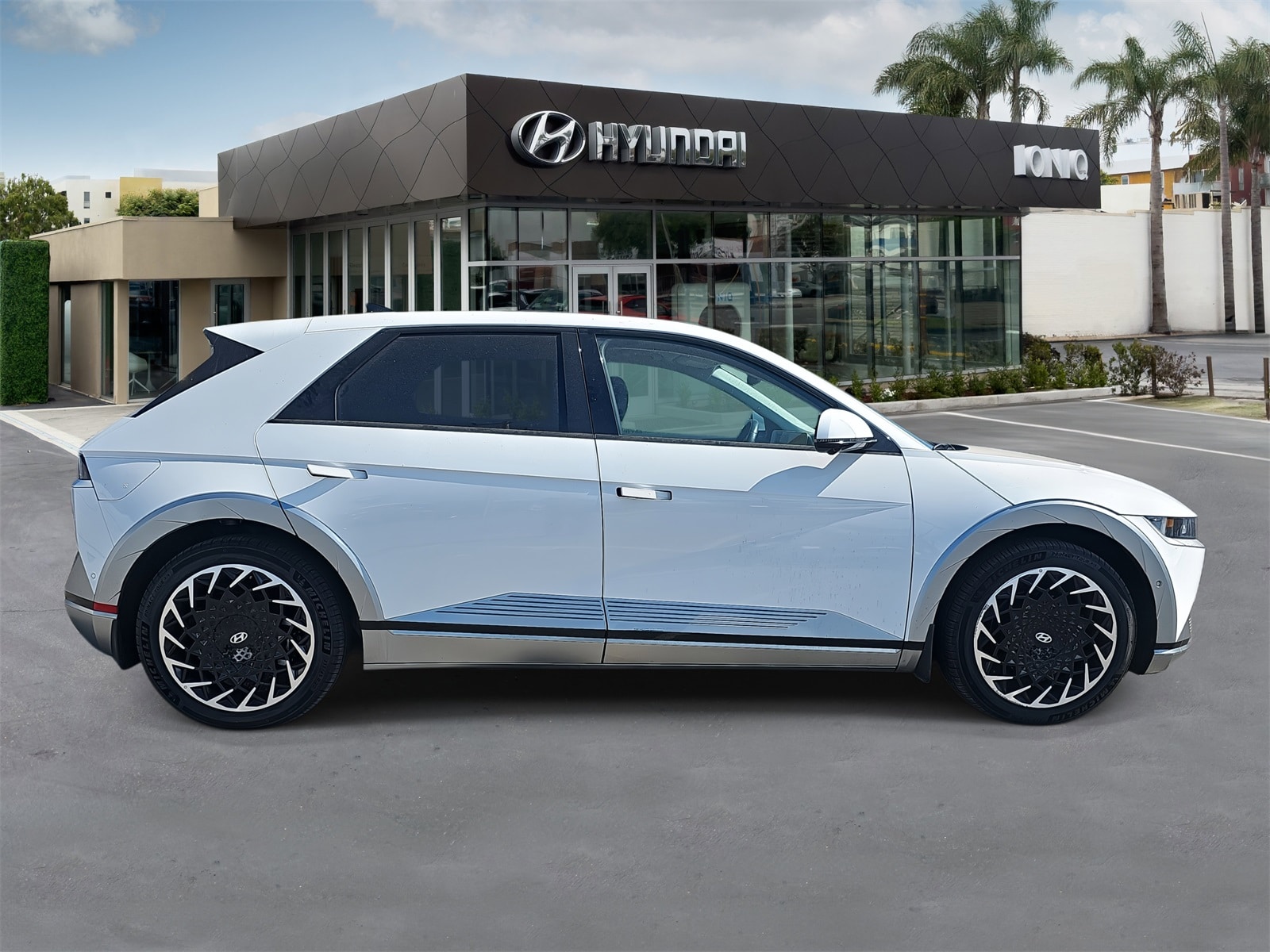 Certified 2024 Hyundai IONIQ 5 Limited with VIN KM8KRDDF6RU249831 for sale in Santa Monica, CA