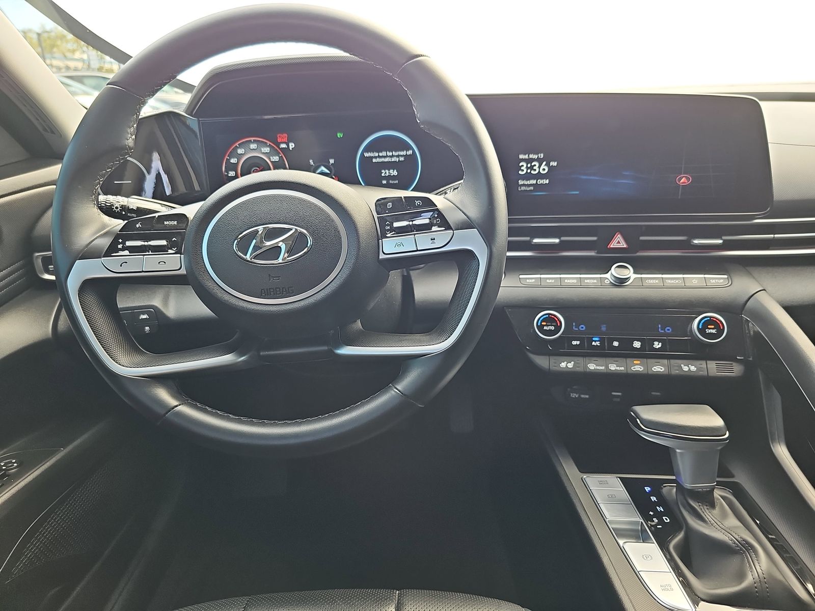 2022 Hyundai Elantra Limited - Photo 15