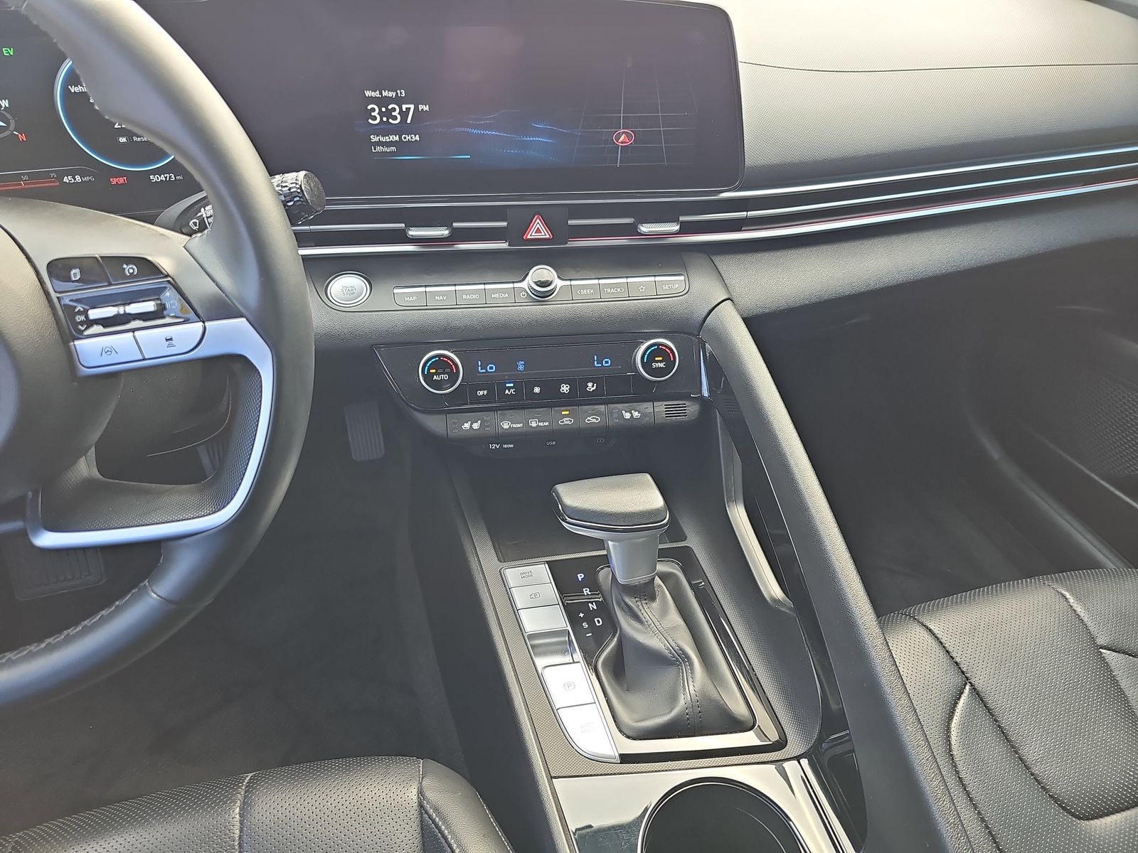 2022 Hyundai Elantra Limited - Photo 21