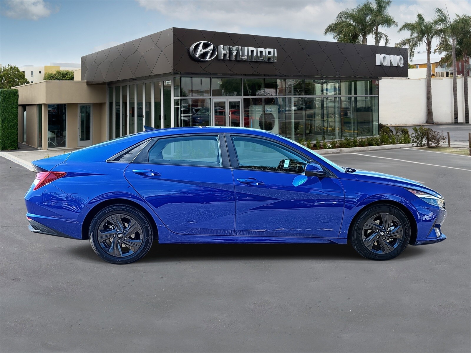 2021 Hyundai Elantra Hybrid Blue photo 2