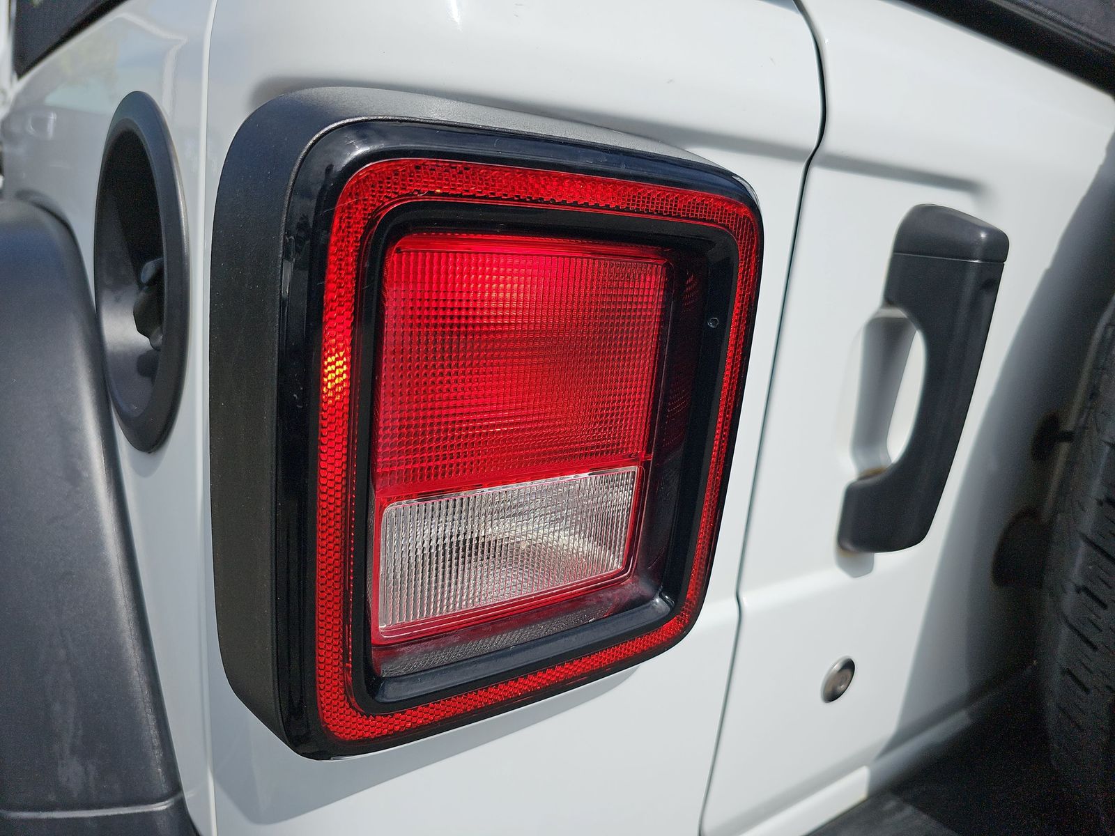 2023 Jeep Wrangler 4-Door Sport - Photo 38