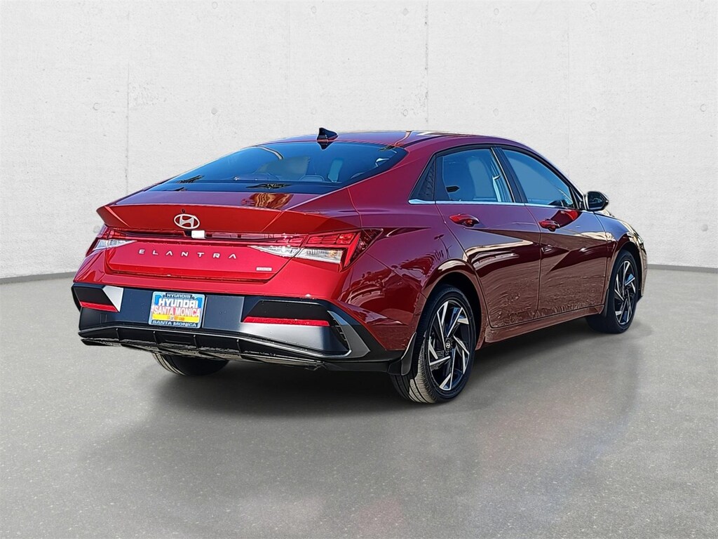 New 2025 Hyundai Elantra Hybrid Limited Sedan