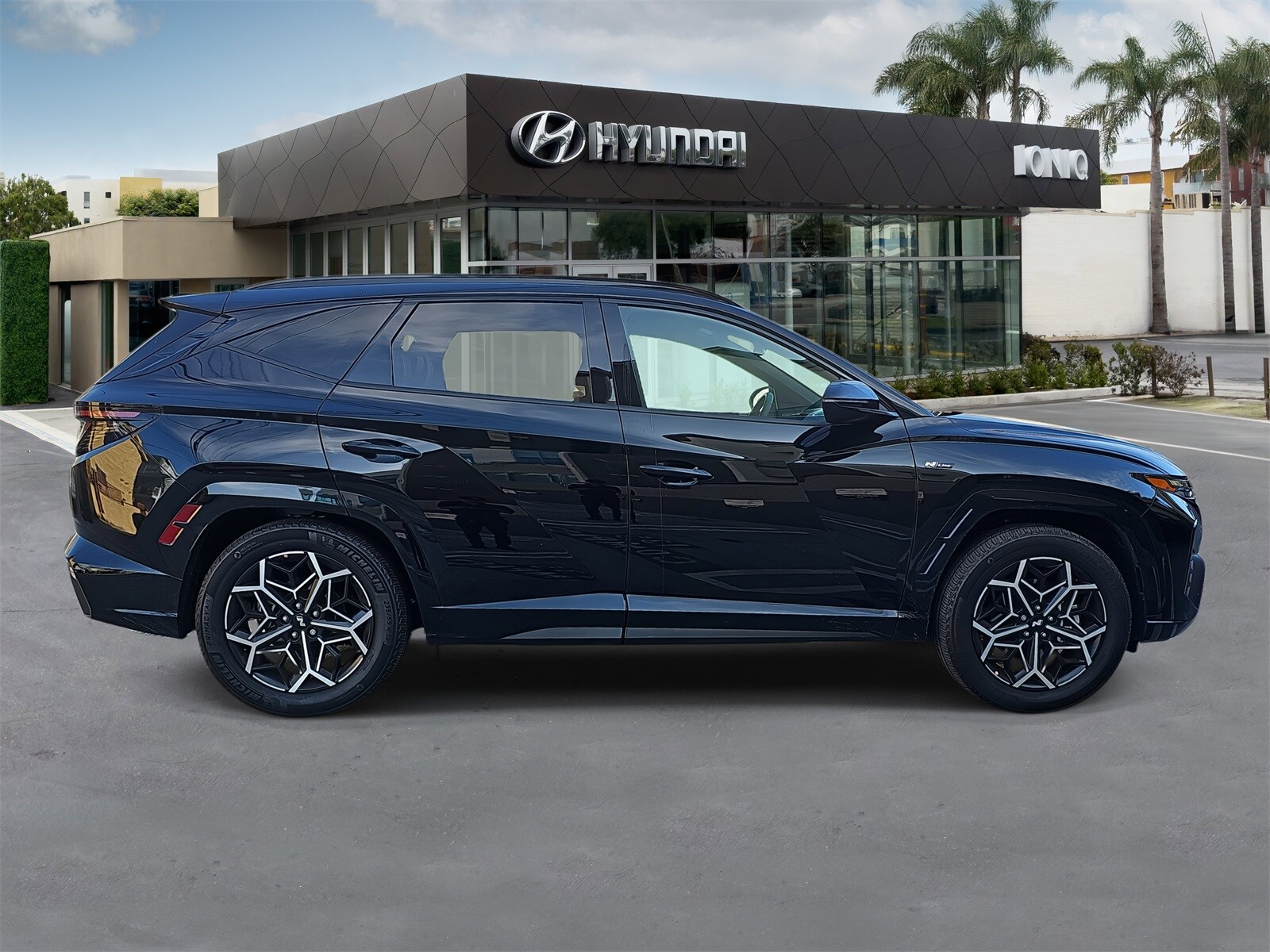2022 Hyundai Tucson N Line XRT photo 2