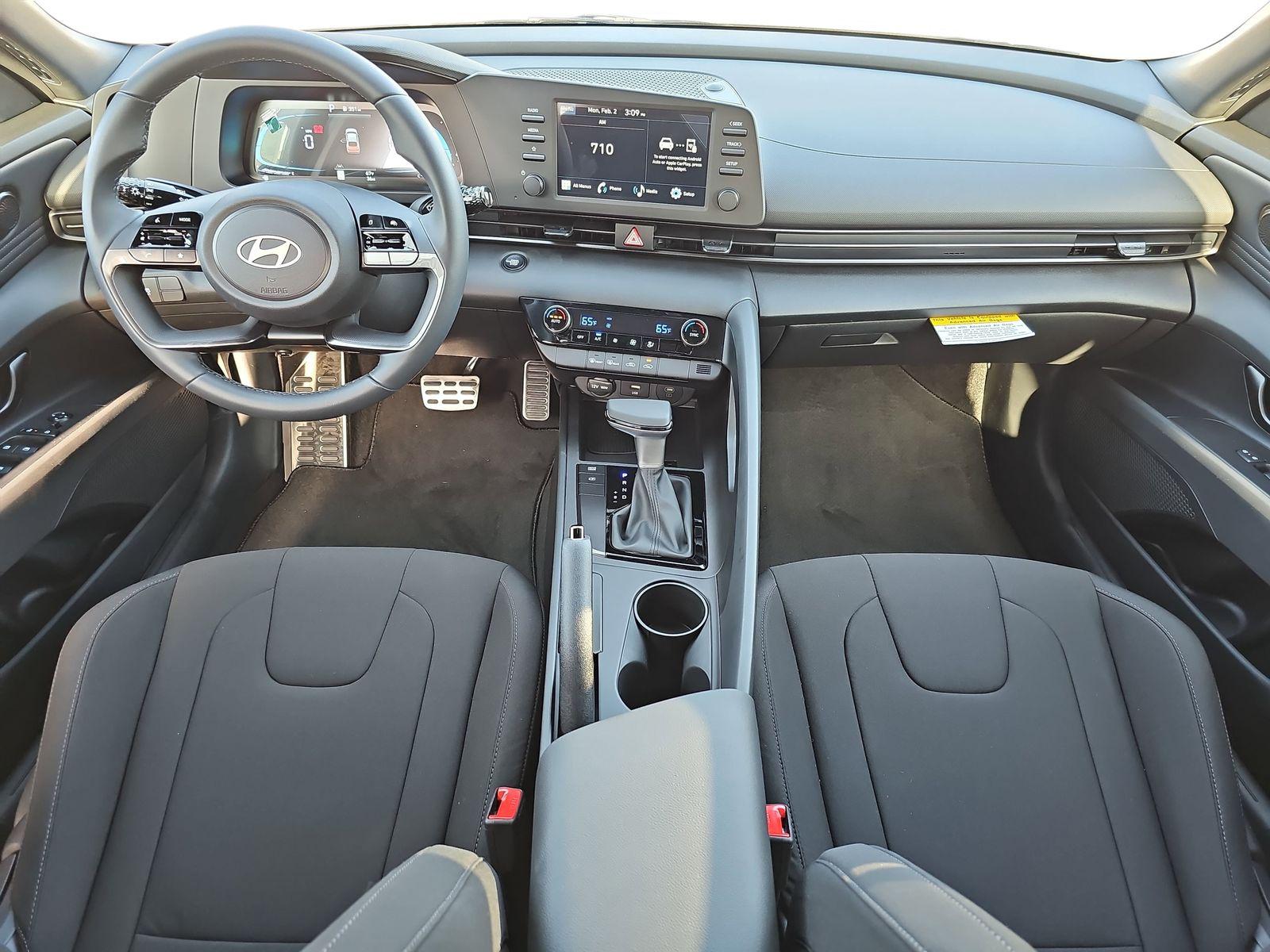 2026 Hyundai Elantra SEL Sport - Photo 9