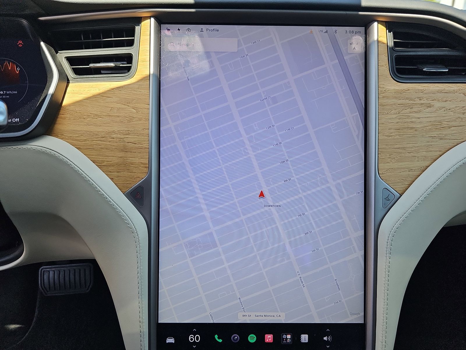 2020 Tesla Model S Long Range - Photo 29