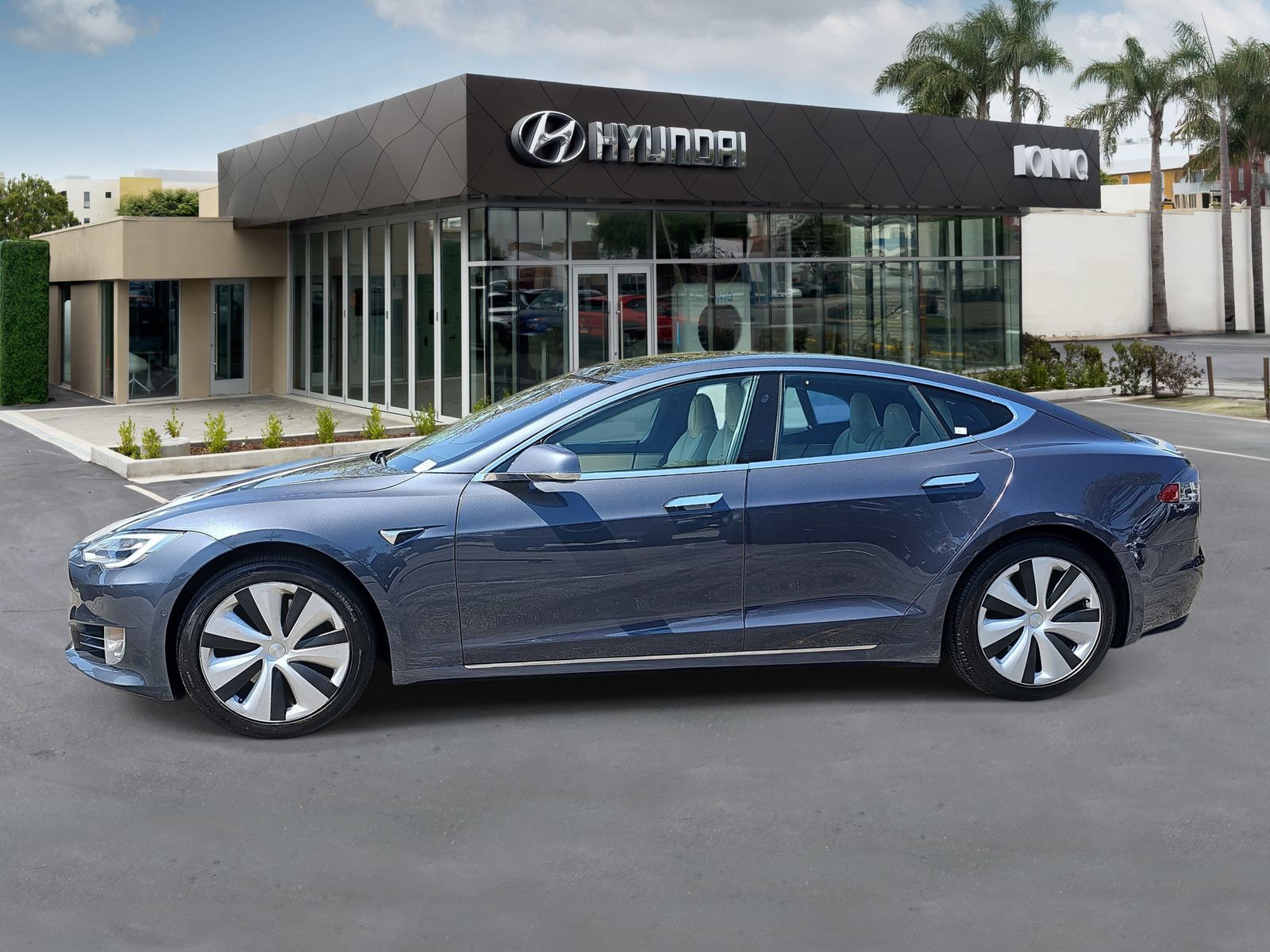 2020 Tesla Model S Long Range - Photo 6