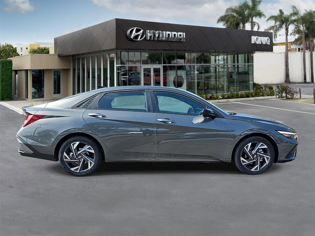 New 2025 Hyundai Elantra Hybrid SEL Sport Sedan